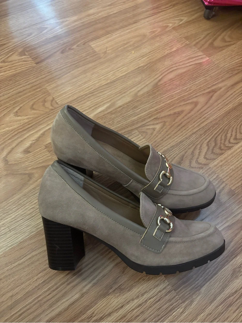 Giani Bernini Taupe Suede Block Heel Loafers Size 8.5M - Picture 1 of 10